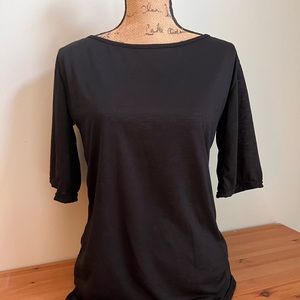 New Women’s Medium, Black, 3/4 Sleeve Tee.